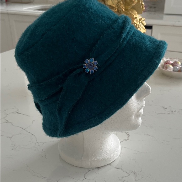 Elegant Teal Women's Hat - Picture 2 of 6